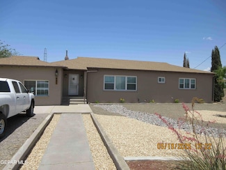 895 Gato Rd, El Paso, TX 79932
