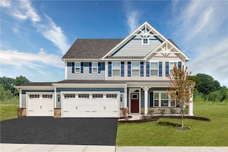 204 Hazelhead Ln, Webster, NY 14580