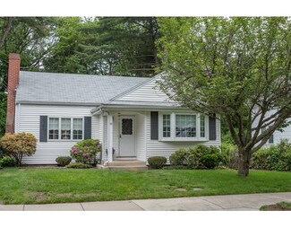 59 Carl St, Newton Highlands, MA 02461