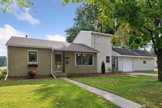 807 Market St S, Shakopee, MN 55379