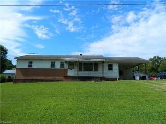 5167 Glenview Dr, High Point, NC 27263