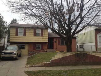 3383 Southfield Dr E, Columbus, OH 43207