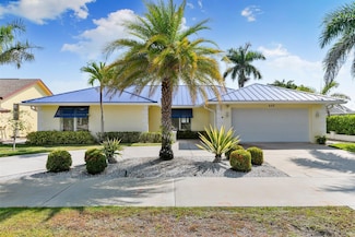 685 N Barfield Dr, Marco Island, FL 34145