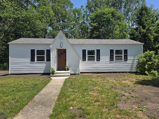 1417 Carleton St, Whitehall, MI 49461