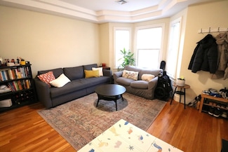 114 Pleasant St Unit 1, Cambridge, MA 02139