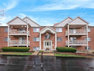 5757 Cheviot Rd, Cincinnati, OH 45247