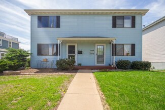 410 Clarke Dr, Dubuque, IA 52001