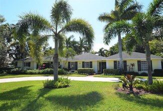 3825 S Lake Dr, Boynton Beach, FL 33435