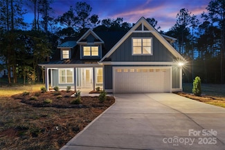 925 Twin Lakes Rd, Rock Hill, SC 29732
