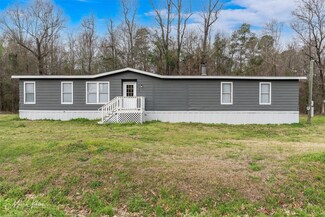 1066 Scarpengo Rd, Shreveport, LA 71107