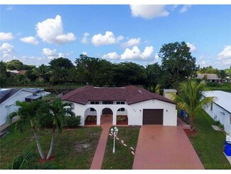 860 SW 54th Ave, Margate, FL 33068