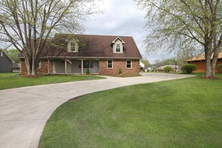 8881 N Timothy Ln, Fountaintown, IN 46130