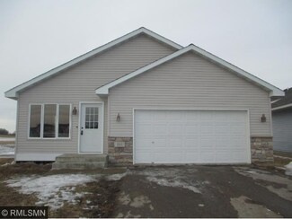 511 Juniper Ln NW, Montgomery, MN 56069