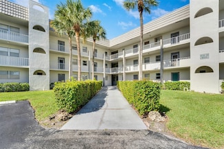 8510 Sunrise Lakes Blvd Unit 208, Sunrise, FL 33322