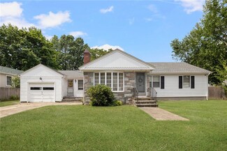 112 Waller St, Providence, RI 02908