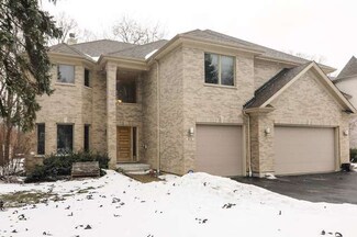 412 Cumnor Ct, Deerfield, IL 60015