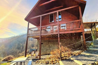 149 Laurel Way, Gatlinburg, TN 37738