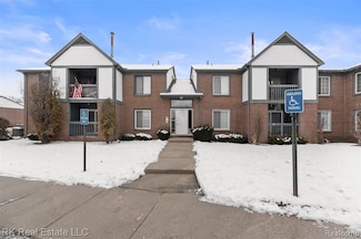 15510 Ashley Ct Unit 57, Macomb, MI 48044
