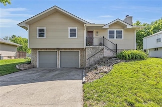 1905 NE Patterson Dr, Lees Summit, MO 64086