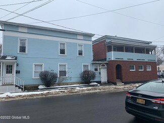 37 Lawrence St, Glens Falls, NY 12801