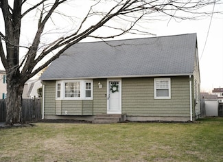 27 Miami St, West Springfield, MA 01089