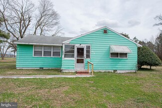 303 Woodlawn Ave, Delmar, MD 21875
