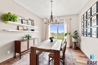 5303 E 67th St, Sioux Falls, SD 57108