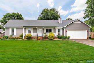 2009 Danbury Cir SW, Huntsville, AL 35803