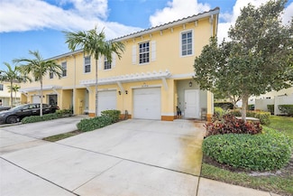 4008 NW 11 Dr, Plantation, FL 33313
