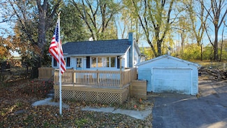 26811 113th St, Trevor, WI 53179