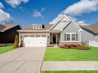6420 Cambridge Dr, Harrisburg, NC 28075
