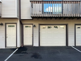 15 Crest St Unit A3, West Haven, CT 06516