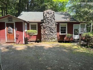 152 N Shore Rd, Caroga Lake, NY 12032
