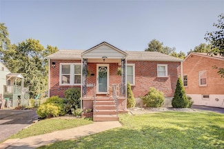 1108 Douglas St, Alton, IL 62002