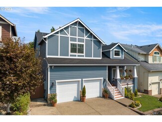 15805 SE Hawk Ct, Portland, OR 97236