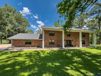 211 Roma Rd, Waskom, TX 75692