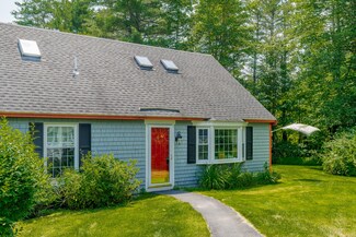 59 Ward Cir, Brunswick, ME 04011