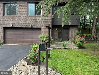 3607 Devilwood Ct, Fairfax, VA 22030