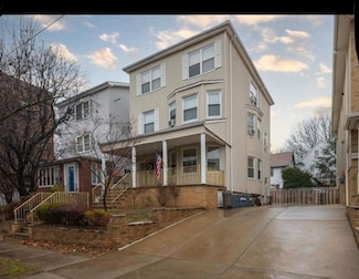 97-99 W 39th St Unit 2, Bayonne, NJ 07002
