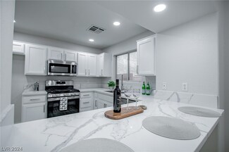 6057 Aripeka St, Henderson, NV 89011