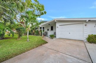 3307 Florida Blvd, Bradenton, FL 34207