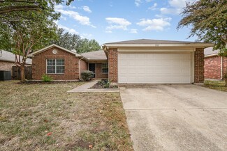 3901 Martha Ln, Rowlett, TX 75088
