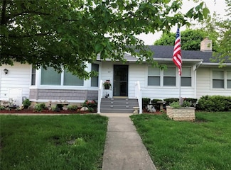 601 E Washington St, Hoopeston, IL 60942