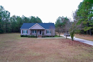 393 Coleman Rd, Greeleyville, SC 29056