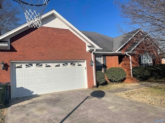 100 Medicine Bend Ct, Madison, AL 35758