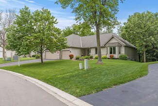 5739 River Oak Dr, Savage, MN 55378