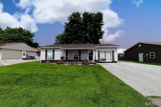 325 Wilson Park Ln, Granite City, IL 62040