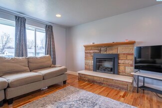 4304 W Agate St, Pasco, WA 99301