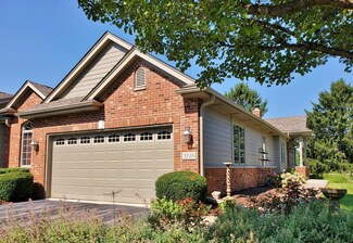 3198 N Briar Leaf Ct, La Porte, IN 46350
