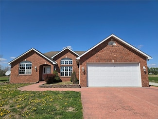 8863 New Athens Darmstadt Rd, New Athens, IL 62264